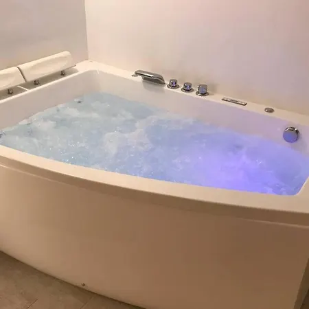 With Jacuzzi Free Wifi * Walencja